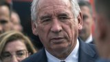 Budget: Bayrou promet d'identifier et supprimer d'éventuels avantages des politiques