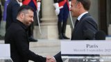 Les Européens sont prêts à apporter les garanties de sécurité à l'Ukraine, dit Macron avec Zelensky