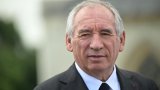 Depuis le château d'Angers, Bayrou cherche les chemins escarpés de la croissance