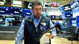 Wall Street recule, affaiblie par la tech