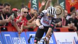 Tour d'Espagne: Soler s'impose en solitaire, Vingegaard résiste aux UAE