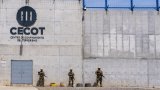 Etats-Unis: un migrant expulsé par erreur vers le Salvador dit y avoir été torturé