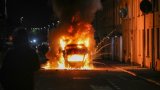 Violences en Irlande du Nord: six arrestations, 17 policiers blessés