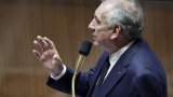 Sabotages électriques: la surveillance va être étendue à tous les lieux critiques, dit Bayrou
