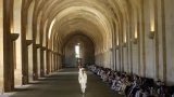 Jacquemus joue les paysans au château de Versailles en clôture de la Fashion Week